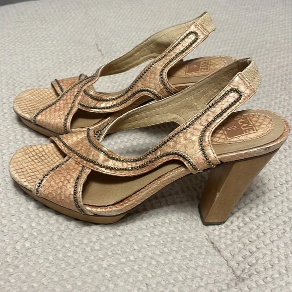 FRYE GERRY METAL BEADS SLINGBACK HEEL - Picture 3 of 7